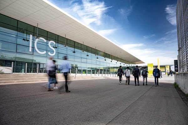 Messe Stuttgart ist Bühne der medizinischen Spitzenforschung