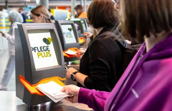 PFLEGE PLUS 2024: Branche will Herausforderungen anpacken